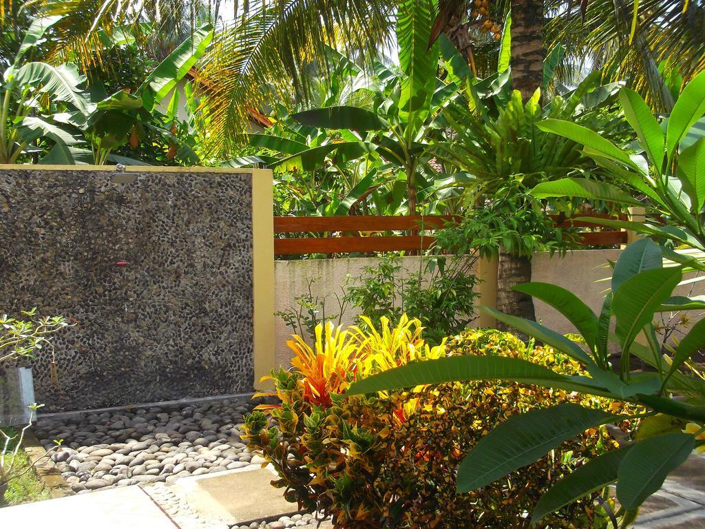 Ragha Homestay Batukaras Exterior foto