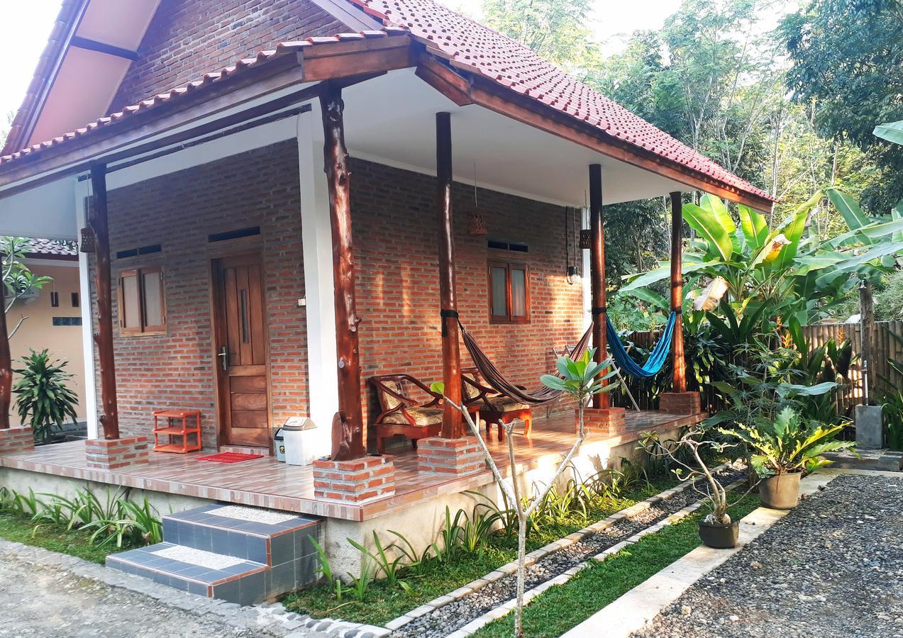 Ragha Homestay Batukaras Exterior foto